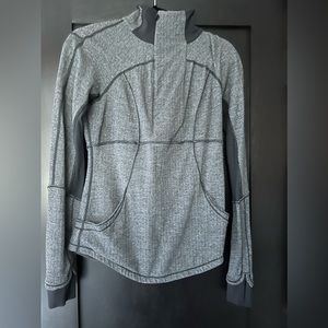 Lululemon Women’s Size 8 Half-Zip, Black & Gray